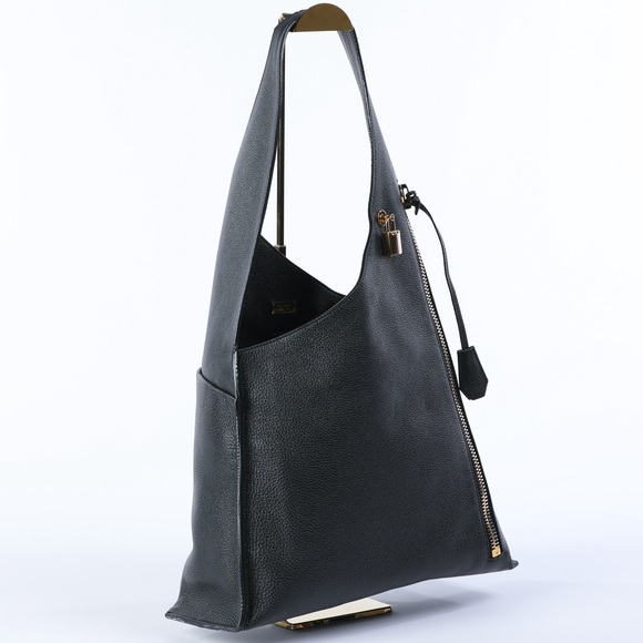 Tom Ford Large Pebbled Leather Single Strap Hobo/Toto Bag w Lock & Key - Gold - Picture 3 of 10